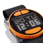 Gill MarineStealth Timer 88888X84 Black & Orange - Image 9